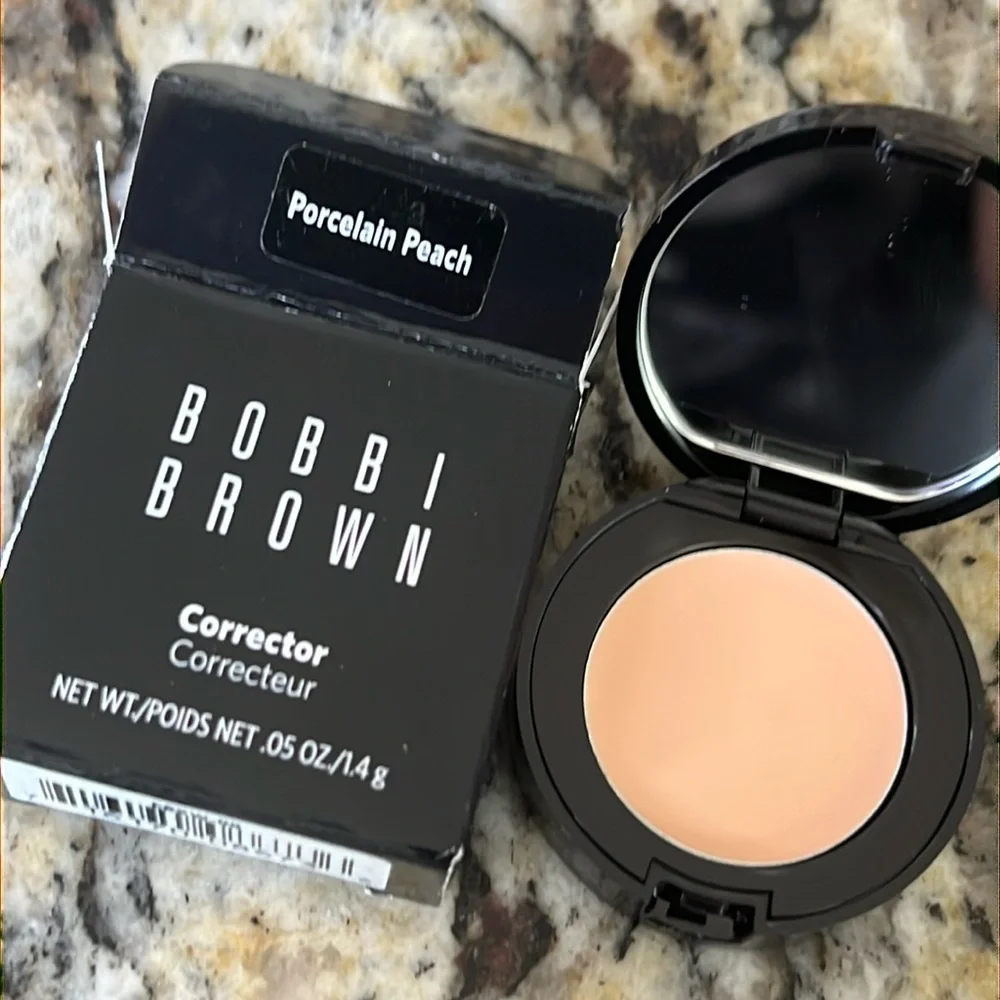 💕🌙Bobbi Brown Porcelain Peach Color Corrector